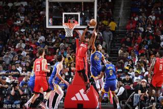 了球队在中 了球队在中