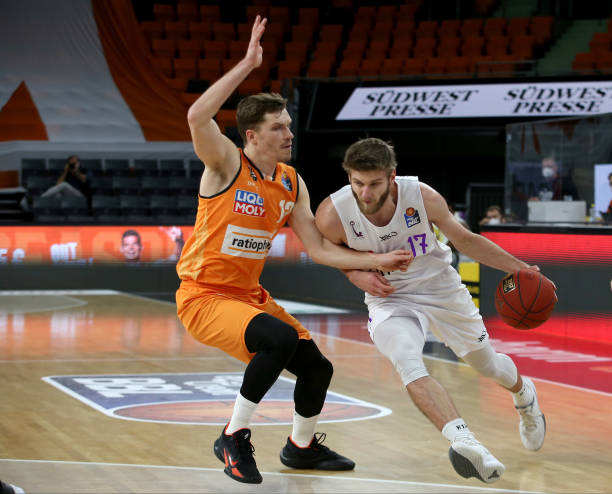 宫鲁鸣的战 宫鲁鸣的战